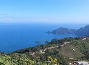 trinidad-and-tobago/nariva/landmark/la-vigie-paramin-lookout