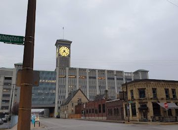 wisconsin/milwaukee/landmark/allen-bradley-clock-tower-by-fitzhugh-scott