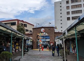 ecuador/quito/la-mariscal/landmark/la-mariscal-artisan-market
