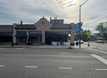 kansas/salina/landmark/the-point