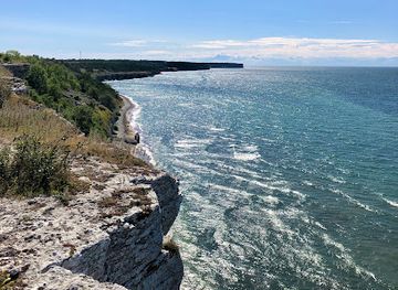 sweden/gotland/landmark/sodra-hallarna