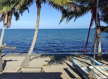 belize/hopkins/landmark/windschief-beach-bar-and-minigolf