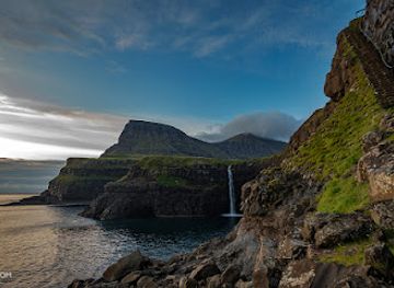 faroe-islands/gota/landmark/mulafossur-waterfall