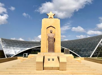 azerbaijan/absheron-peninsula/landmark/hzi-aslanov-qbirustu-abidsi