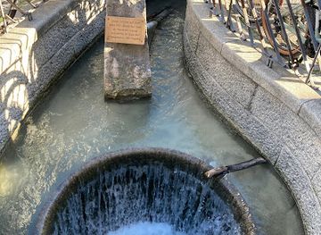 austria/salzkammergut/landmark/marktbrunnen