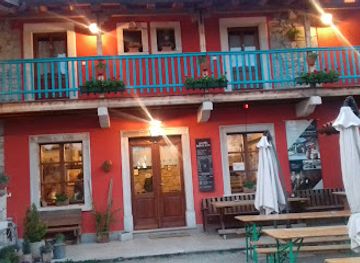 italy/friuli-venezia-giulia/landmark/towers-of-slivia-cave