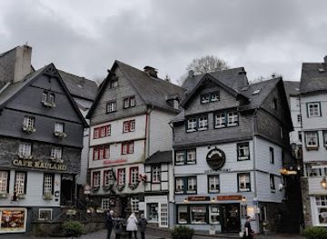 germany/monschau/landmark/weberbrunnen-monschau-bonifatius-stirnberg-ca-1982