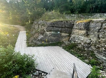 estonia/kärdla/landmark/kardla-meteoriidikraatri-mudelvaljak