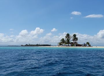 panama/san-blas-islands/landmark/san-blas-islandstours-guna-yala-explorer