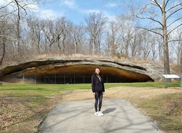 missouri/great-plains/landmark/graham-cave-state-park