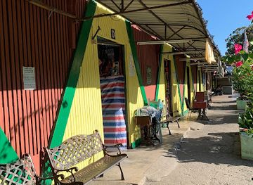 malaysia/kota-kinabalu/downtown-kota-kinabalu/landmark/handicraft-market