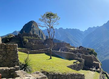 peru/machu-picchu/landmark/chullos-restaurant-craft-beer