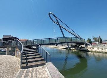portugal/aveiro/landmark/circular-pedestrian-bridge