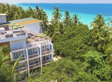 maldives/dhigurah/landmark/dhiguveli-maldives