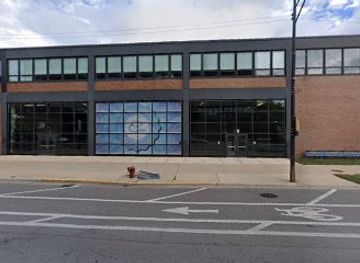 illinois/chicago/wicker-park/landmark/roberto-clemente-park