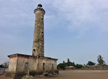cote-d-ivoire/comoe/landmark/lighthouse-grand-bassam