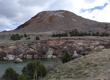 wyoming/bighorn-basin/landmark/swinging-bridge