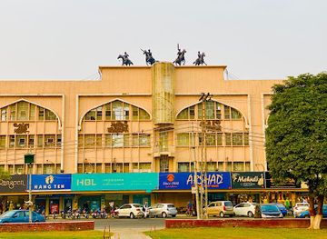 pakistan/lahore/landmark/fortress-stadium-market