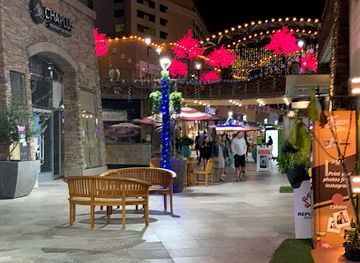 california/anaheim/anaheim-gardenwalk/landmark/billy-beez-anaheim-gardenwalk