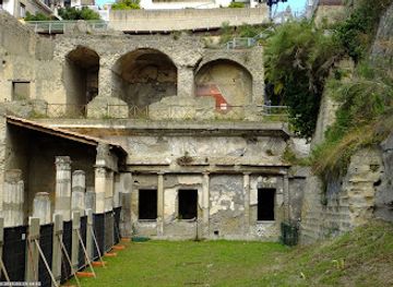 italy/herculaneum/landmark/vestibolo-della-palestra