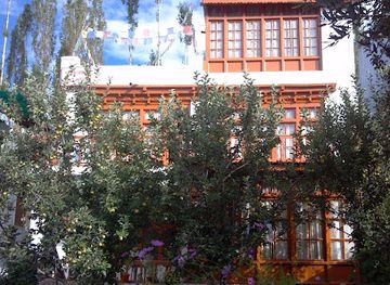india/ladakh/landmark/thangkop-guest-house