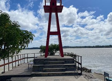 uruguay/colonia/landmark/luz-muelle-de-colonia