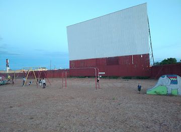 utah/uintah-basin/landmark/echo-drive-in