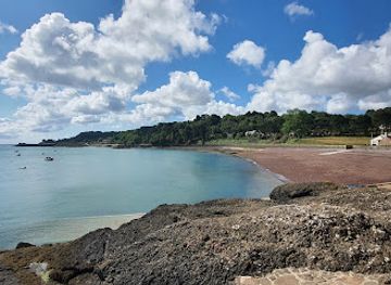 jersey/st-catherine-s-breakwater/landmark/st-catherine-s-woods