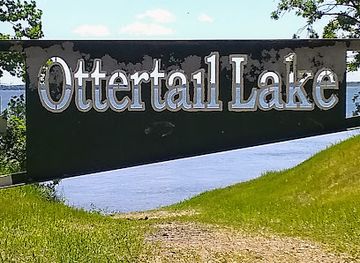 minnesota/otter-tail-lakes-country/landmark/otter-tail-lake