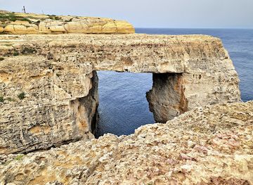 malta/dwejra-area/landmark/wied-il-mielah-window