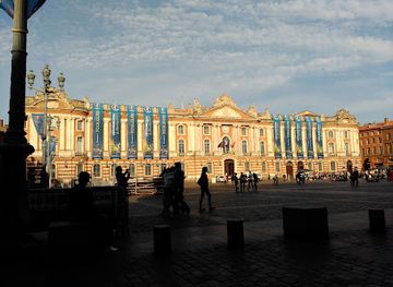 france/toulouse/capitole/landmark/vortice-energetico-de-toulouse