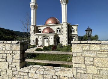 albania/korab-mountain/landmark/korabi-turizem-loca-me-shoke