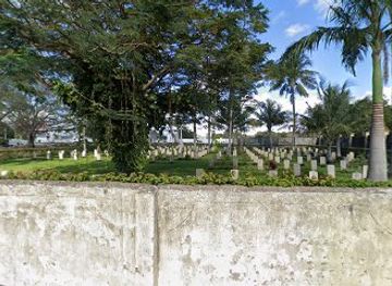 kenya/mombasa/landmark/commonwealth-war-graves-mombasa-manyimbo