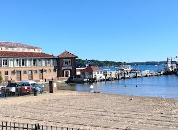 wisconsin/lake-geneva/landmark/geneva-bay