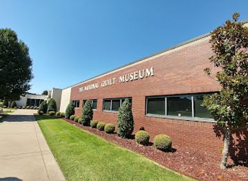 kentucky/paducah/landmark/the-national-quilt-museum