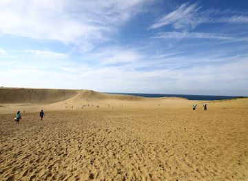 japan/tottori-sand-dunes/landmark/horse-back-dune