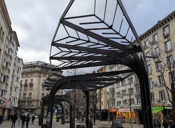bulgaria/southeast-bulgaria/landmark/slaveykov-square