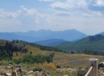 utah/park-city/landmark/empire-pass-view-area