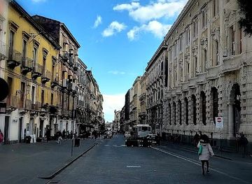 italy/catania/borgo-sanzio/landmark/villa-bellini-chiosco-bellini