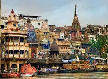india/varanasi/landmark/manikarnika-ghat