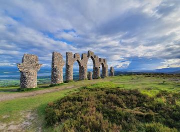 united-kingdom/scottish-highlands/landmark/fyrish-monument