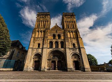 france/caen/landmark/parc-michel-d-ornano