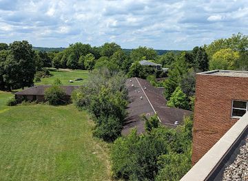 indiana/the-lakes-region/landmark/indiana-state-sanatorium