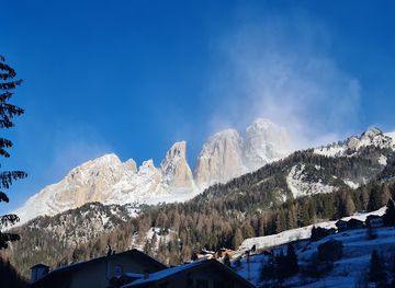 italy/val-di-fassa/landmark/charlotte-horse-riding-campitello-di-fassa-dolomites