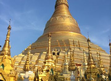 myanmar-burma/central-myanmar/landmark/kyaik-pun-pagoda