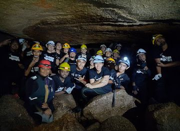 malaysia/negeri-sembilan/landmark/gua-batu-maloi-by-rnr-adventures