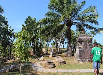 madagascar/analanjirofo/landmark/pirate-cemetery-of-saint-pierre