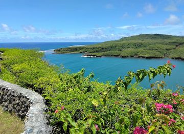 guam/tamuning-beach/landmark/talo-fo-fo-falls