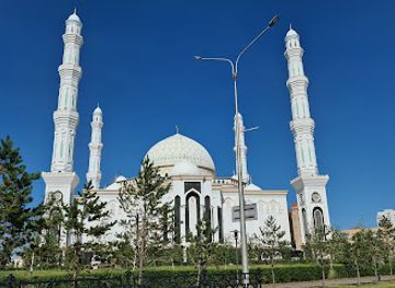 kazakhstan/nur-sultan/old-town/landmark/hazrat-sultan-mosque