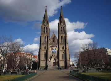 czechia/prague/vinohrady/landmark/namesti-miru